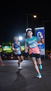 BIB: 405, 40565
                            <button type="button" onclick="openModal(23019436)" class="btn btn-primary btn-sm float-right btn-popup" data-toggle="modal" data-target=".modal-high-quality">
                        <i class="fas fa-shopping-cart"></i> Add to Cart
                    </button>
                                            <button type="button" onclick="isThisMe(23019436, true)" class="btn btn-success btn-sm float-right btn-popup btn-isme hidden" data-toggle="tooltip" data-placement="bottom" title="นี่คือรูปของคุณใช่ไหม คลิกที่นี่เพื่อเอาเข้าอัลบั้ม">
                        <i class="fas fa-plus"></i> Add to album
                    </button>
                    <button type="button" onclick="isThisMe(23019436, false)" class="btn btn-warning btn-sm float-right btn-popup btn-isnotme hidden">
                        <i class="fas fa-ban"></i> Remove from album
                    </button>